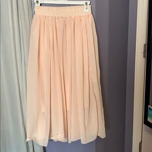 Pink tulle midi skirt with lining